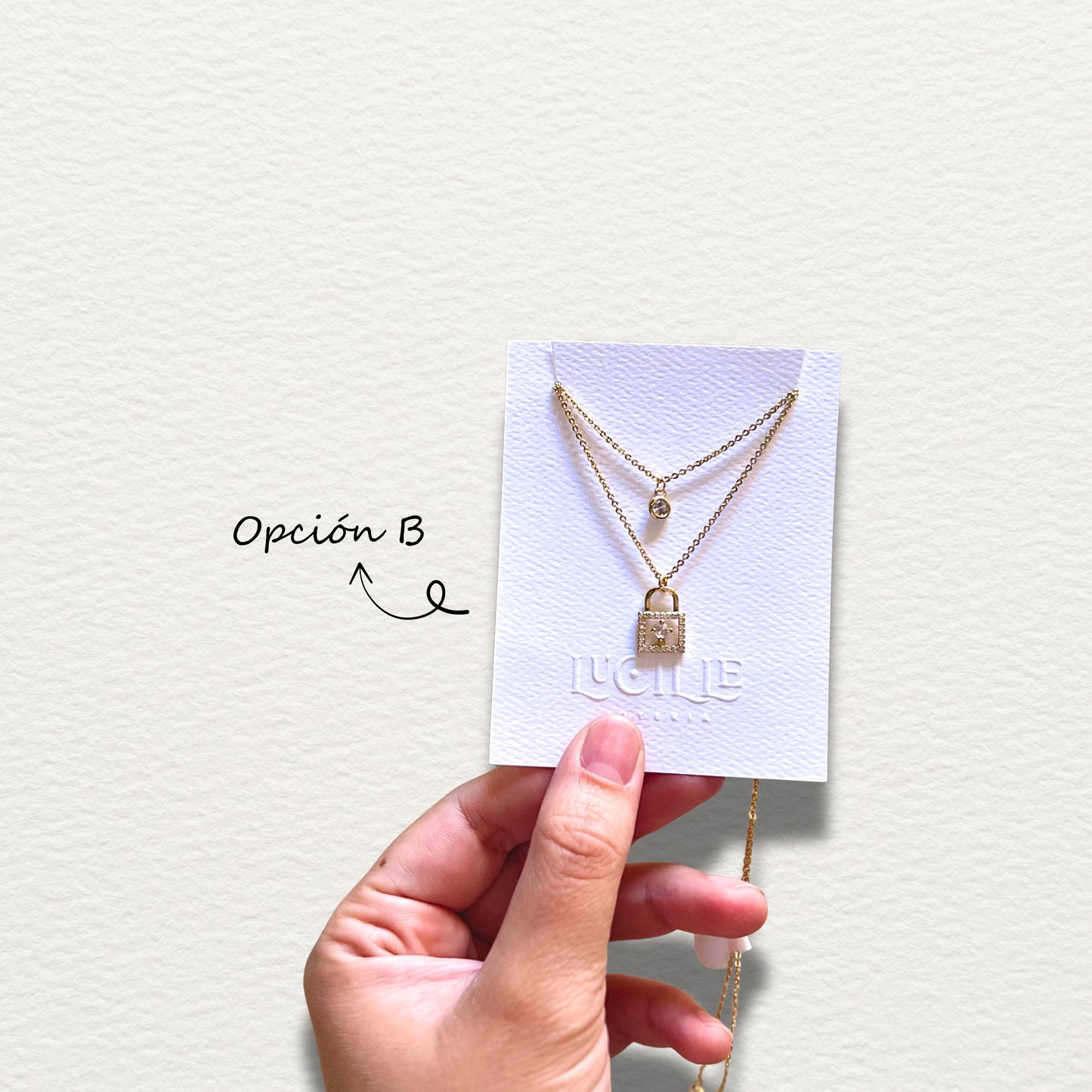 Collares (Estrella, candado y escarabajo)